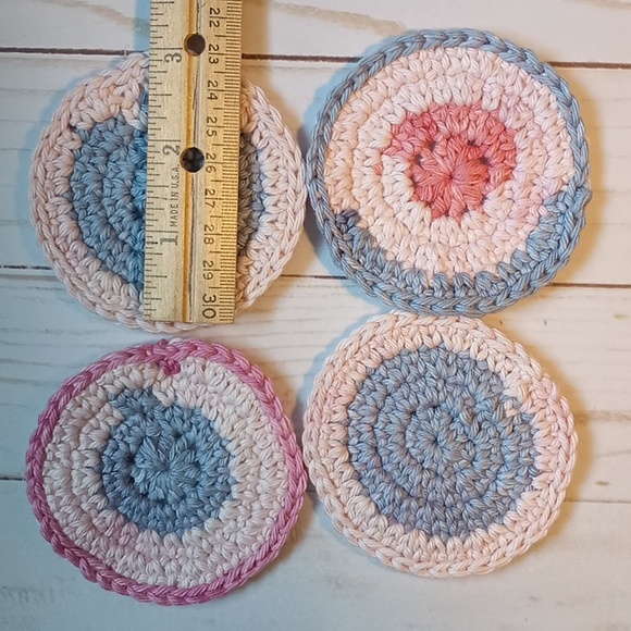 Handmade Cotton Facial Rounds - Picture 4 of 4